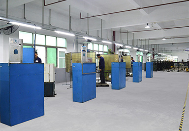 機(jī)加組車(chē)間 