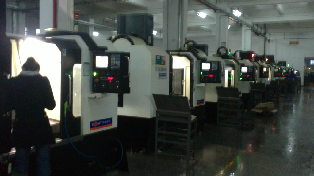 <strong>南京藝匠專業(yè)cnc精密機械加工，知名品牌，高性價比</strong>